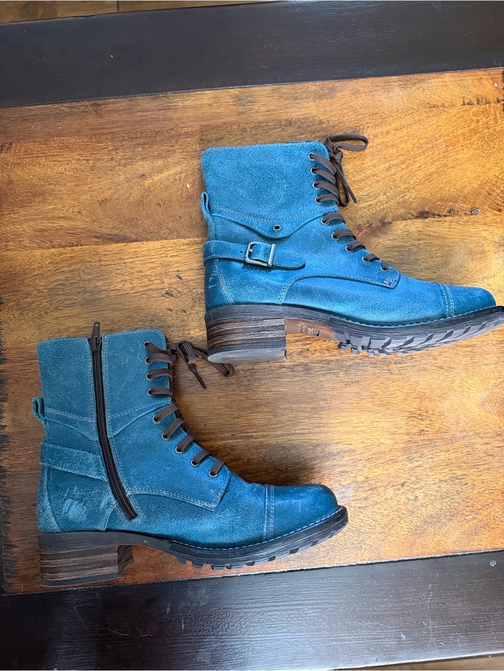 Taos Teal distressed leather ankle boots size 40 EU EUC - Picture 2 of 13